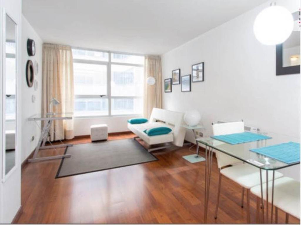 Sys Suites Nueva San Martin サンティアゴ 部屋 写真