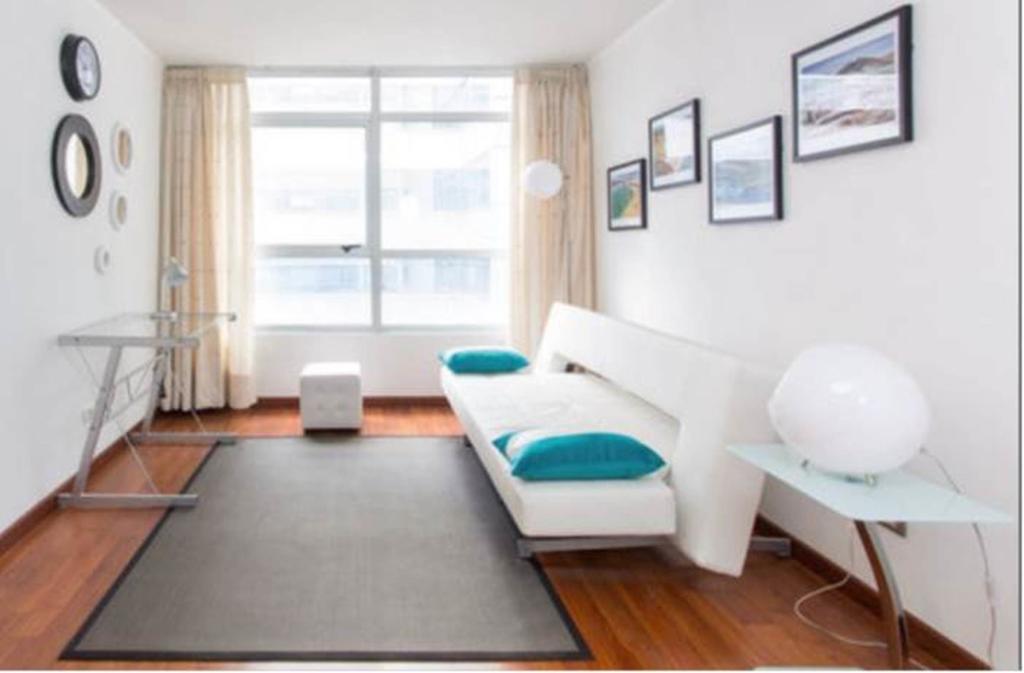 Sys Suites Nueva San Martin サンティアゴ 部屋 写真